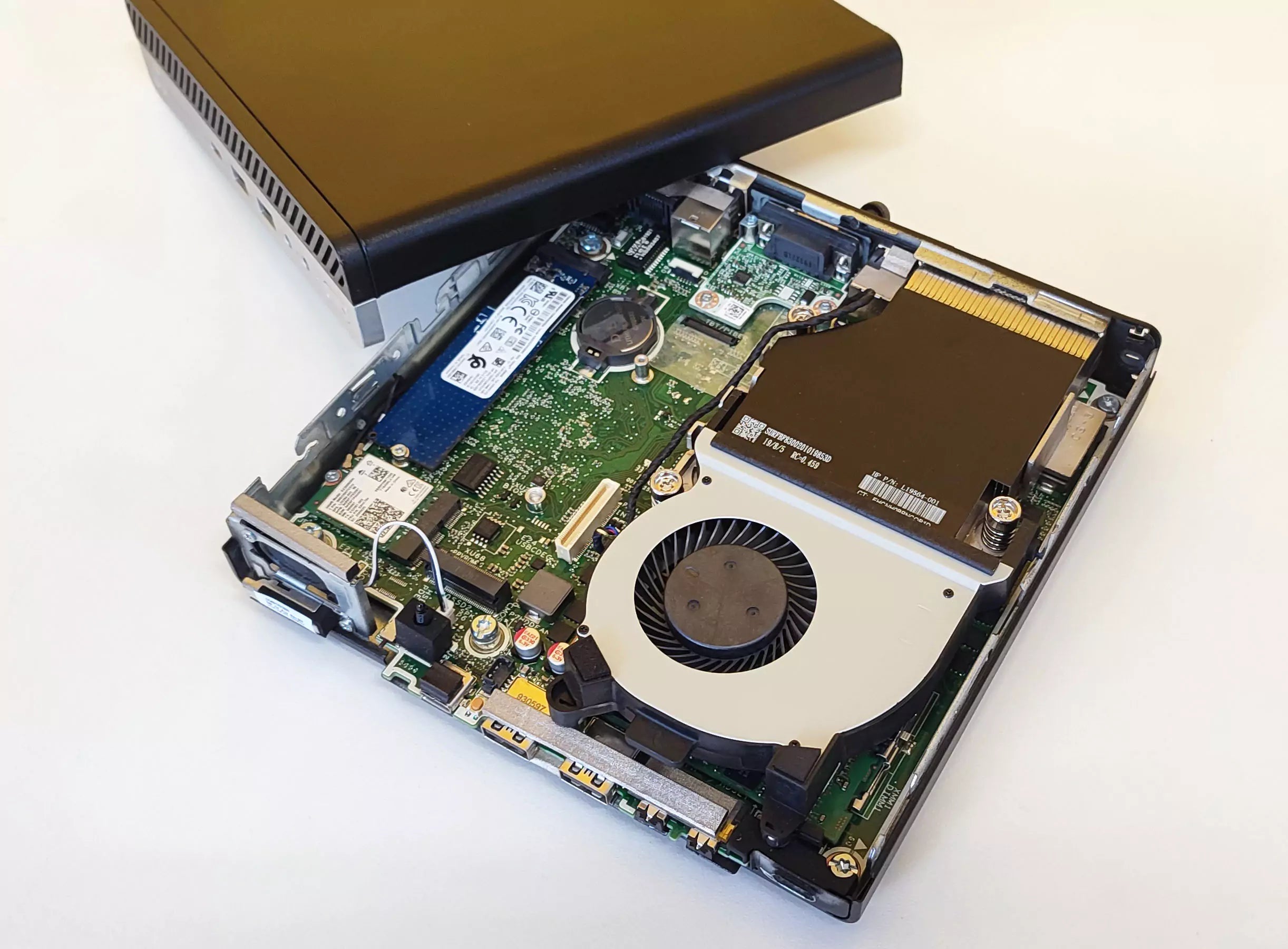 HP 800 G5 Mini PC | Intel Core i5-9500T | Ram 16GB | Display Port USB Type-C Windows 11 Pro Il mi PC compatto, potente ed affidabile HP 800 G5 Mini PC | Intel Core i5-9500T | Ram 16GB | Display Port USB Type-C Windows 11 Pro Il mi PC compatto, potente ed affidabile